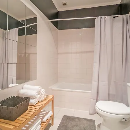Shortstayflat Chiado Spacious & Trendy *