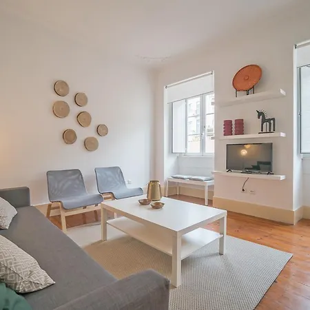 Apartment Shortstayflat Chiado Spacious & Trendy